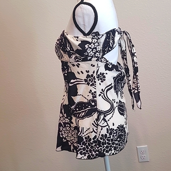 Sleeveless Tank Top Xl - Picture 2 of 6